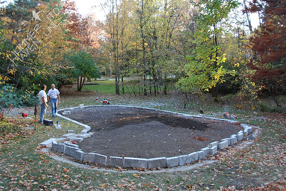 11-6-08 Stone perimeter being laid